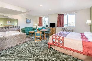 super 8 by wyndham west middlesex sharon area