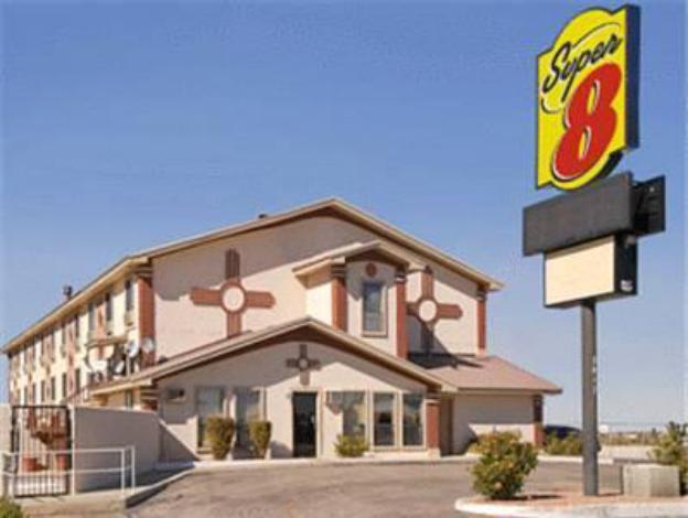 super 8 by wyndham carlsbad