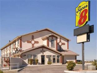 super 8 by wyndham carlsbad