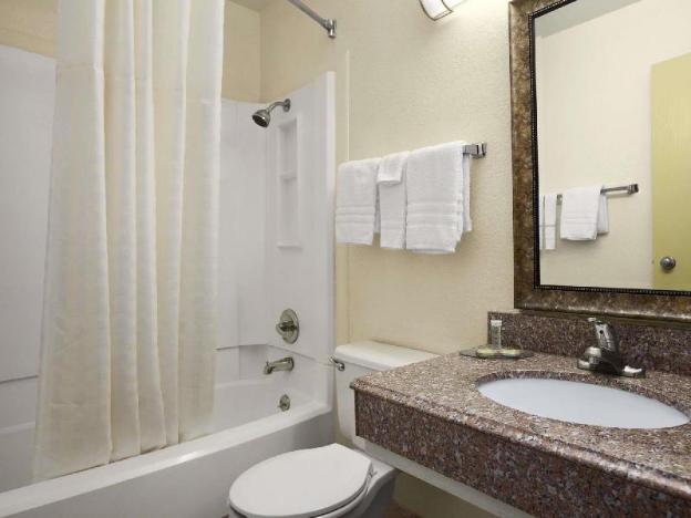 super 8 by wyndham carlsbad