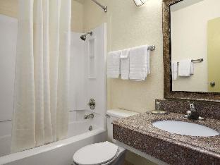 super 8 by wyndham carlsbad