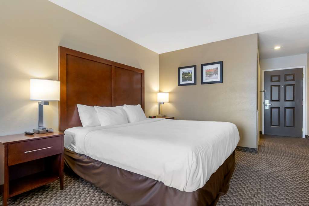 comfort inn lethbridge