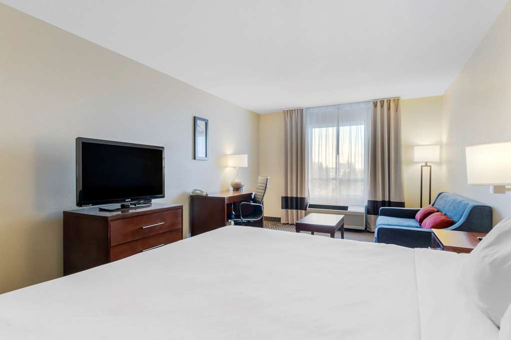 comfort inn lethbridge