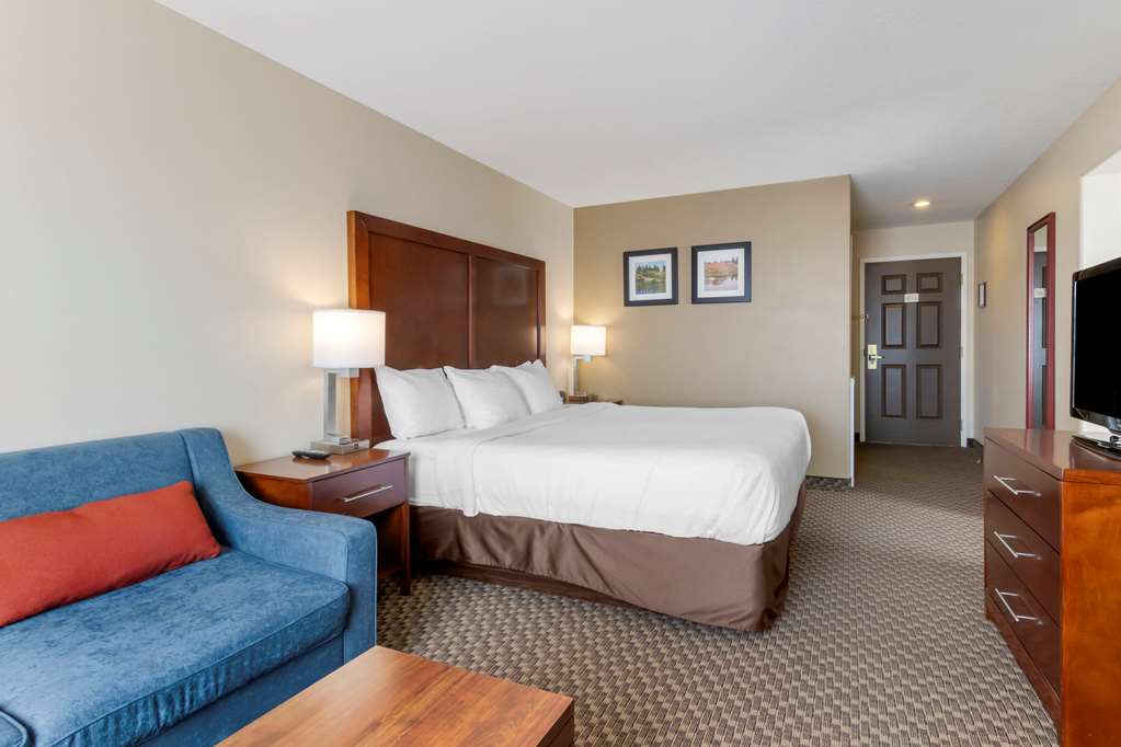 comfort inn lethbridge