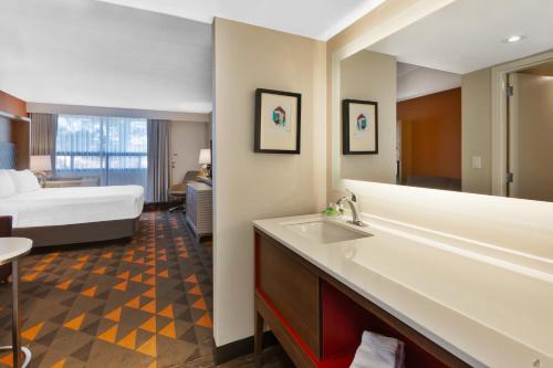holiday inn st johns conference centre by ihg