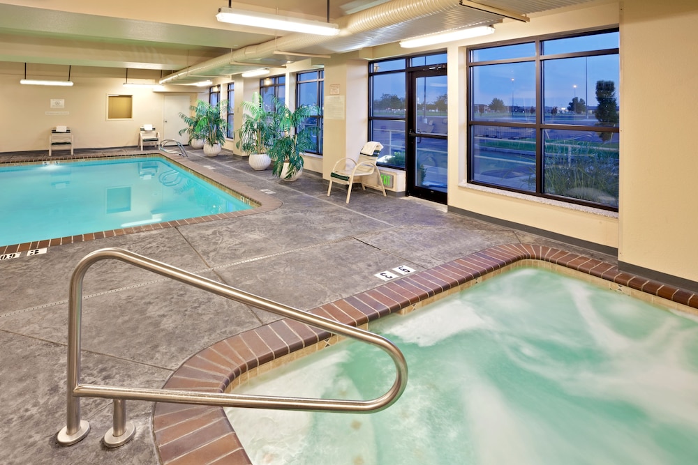 holiday inn express hotel and suites pasco tri cities by ihg