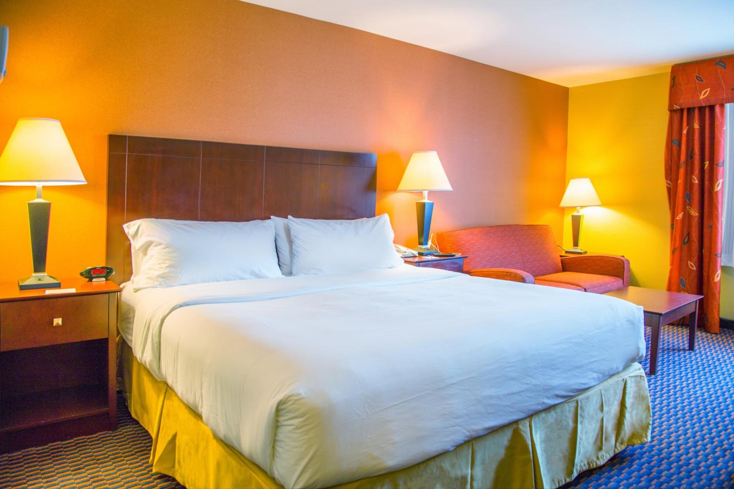 holiday inn express and suites richland by ihg