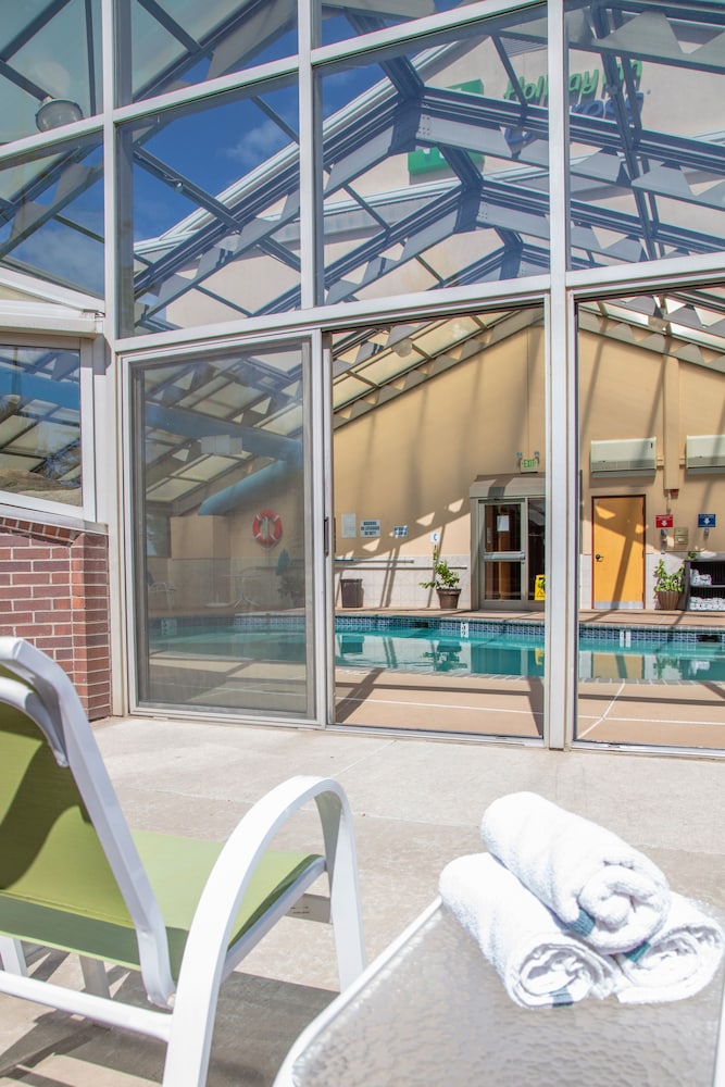 holiday inn express and suites richland by ihg