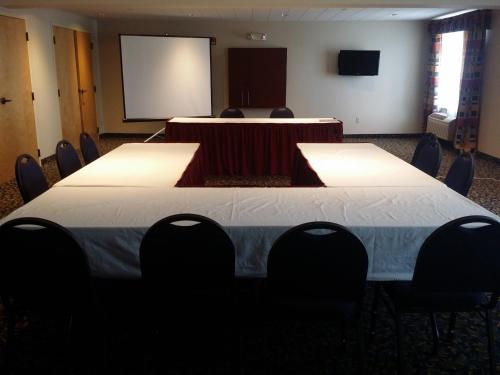 holiday inn express and suites richland by ihg