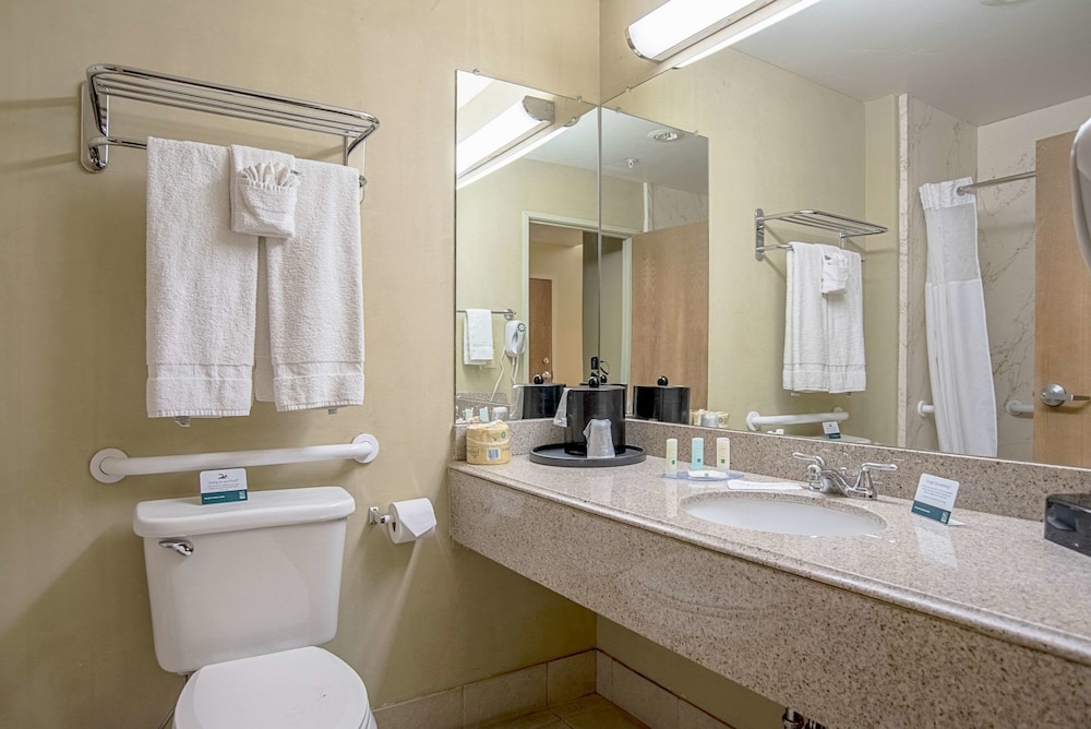 quality inn and suites phoenix nw sun city