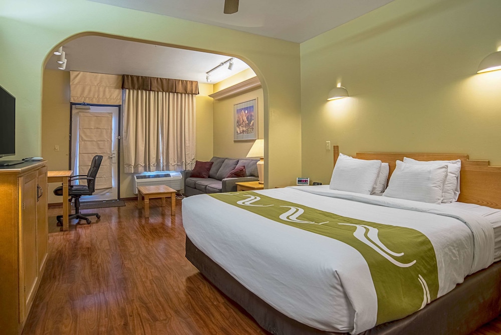 quality inn and suites phoenix nw sun city