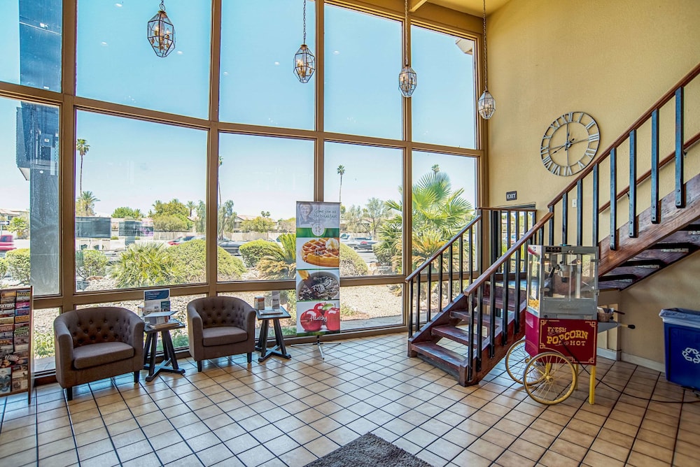 quality inn and suites phoenix nw sun city