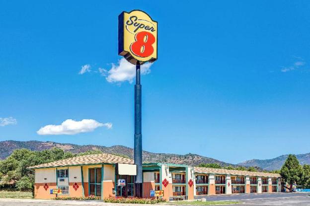 super 8 by wyndham yreka