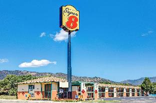 Super 8 By Wyndham Yreka,Yreka>>California,2 star
