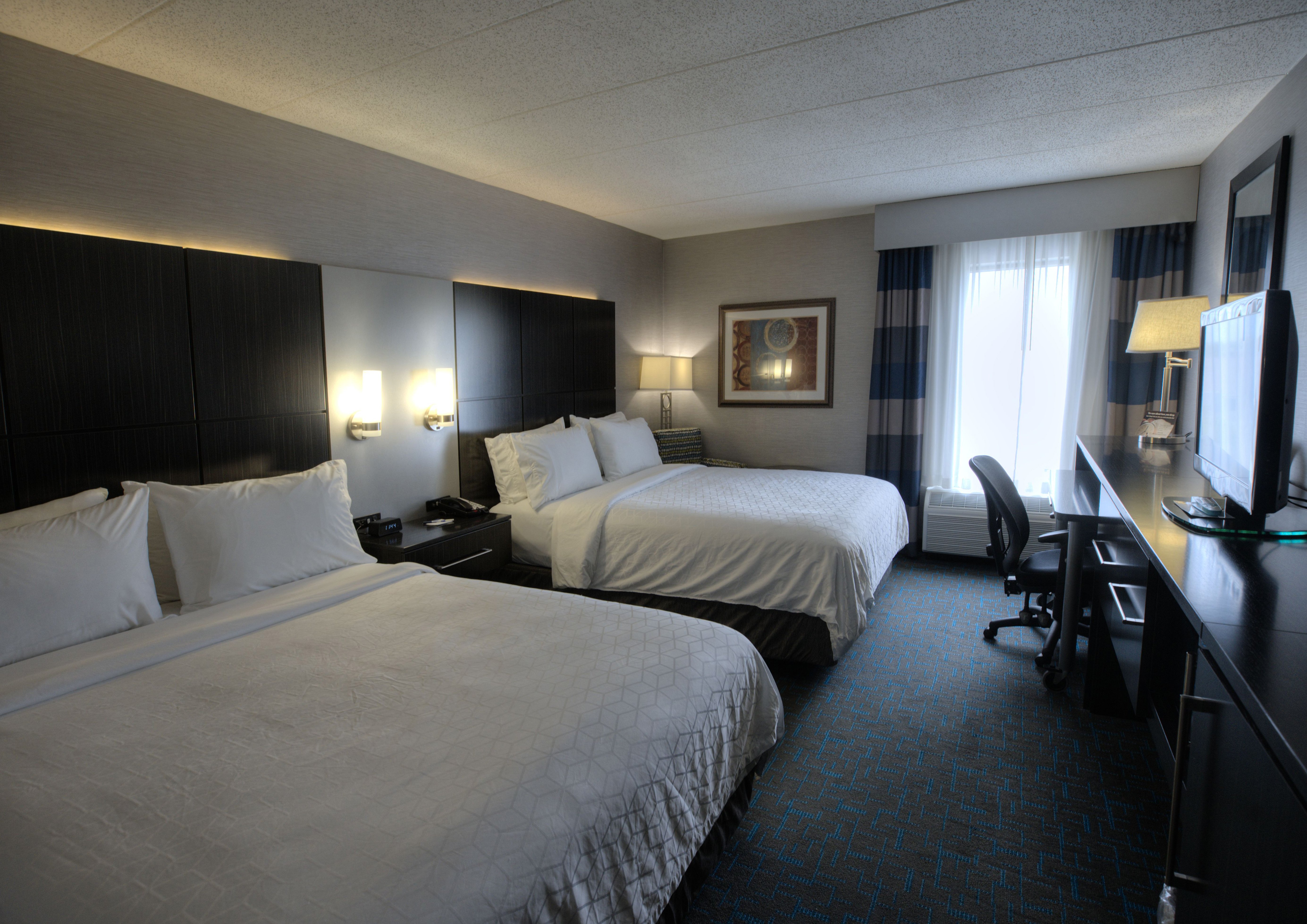 holiday inn express janesville i 90 and us highway 14 by ihg