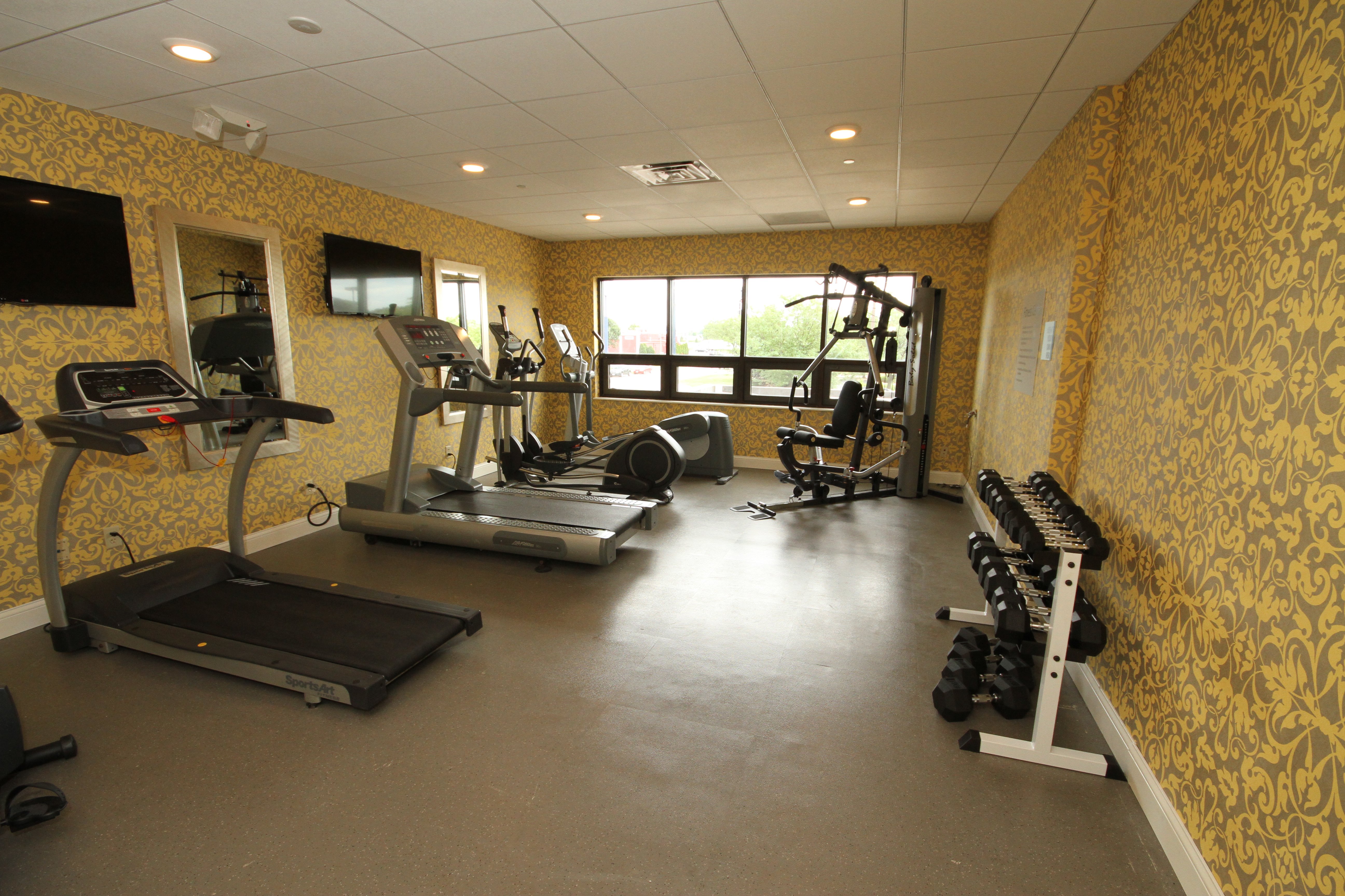 holiday inn express janesville i 90 and us highway 14 by ihg