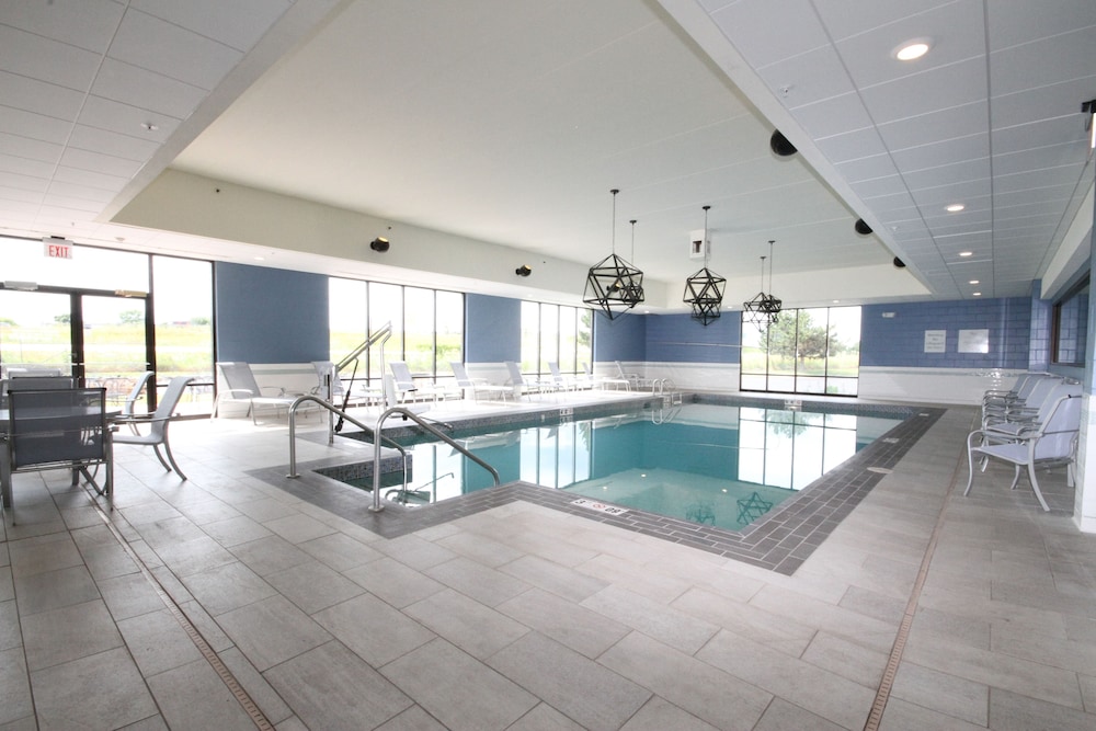 holiday inn express janesville i 90 and us highway 14 by ihg