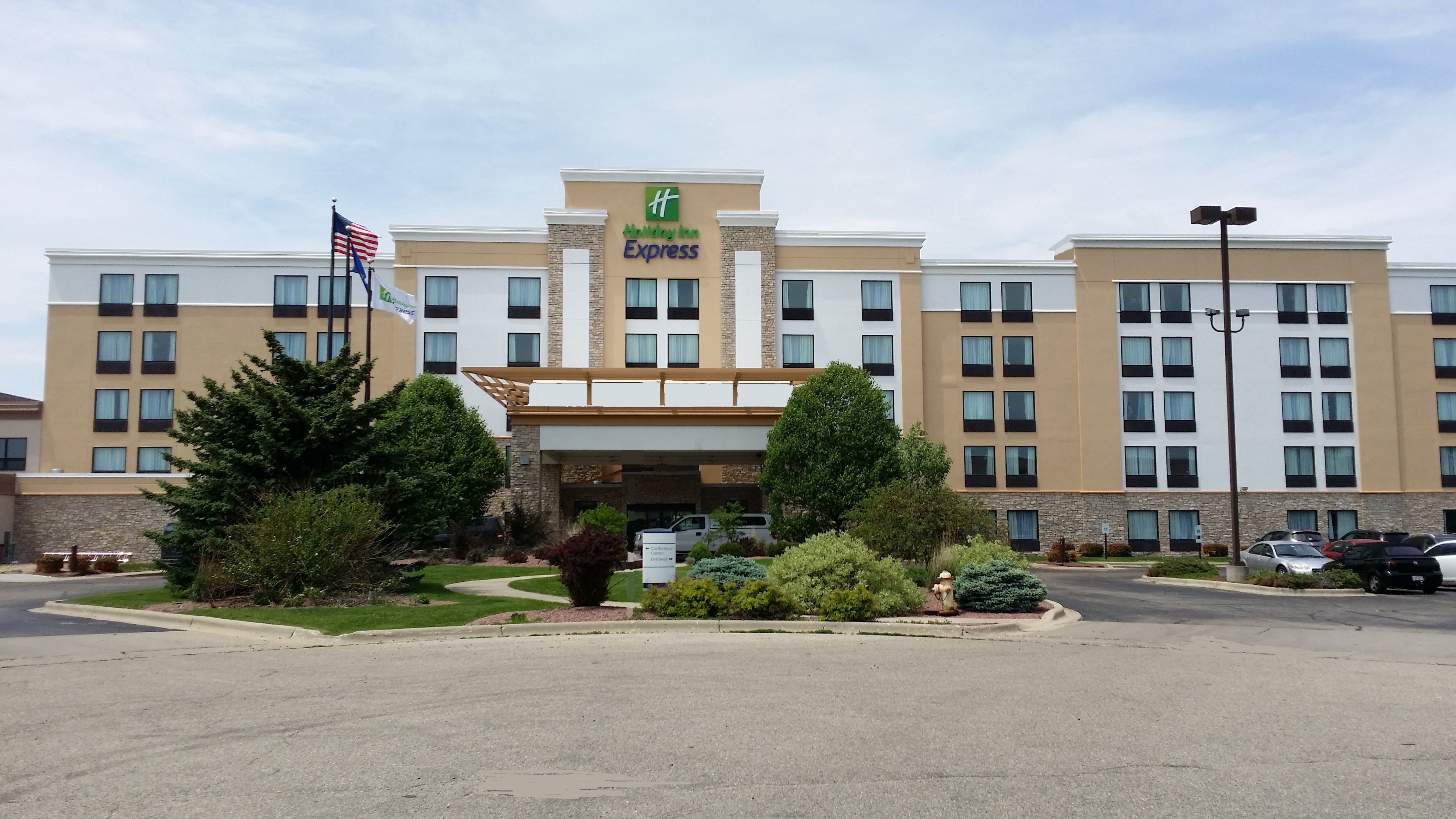 holiday inn express janesville i 90 and us highway 14 by ihg