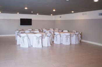 motel 6 palestine tx