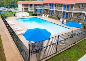 motel 6 palestine tx