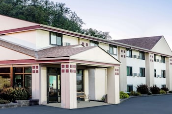 super 8 by wyndham mankato