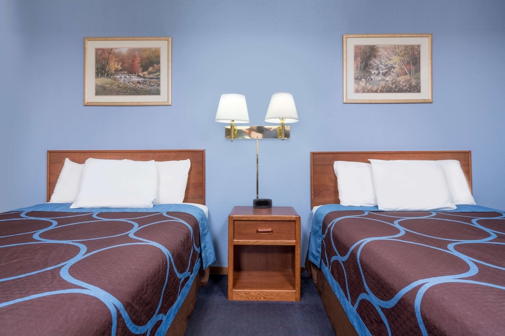 super 8 by wyndham mankato