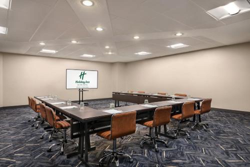 holiday inn downtown missoula by ihg