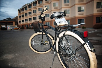 comfort inn university