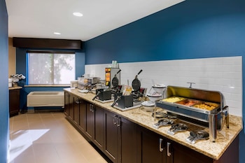 comfort inn university