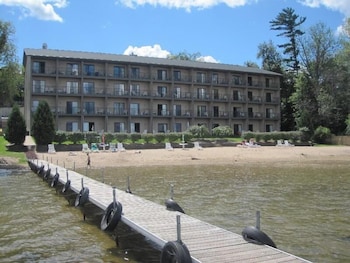 Beachfront Hotel,Near Pineview Highlands Golf Course,3 star
