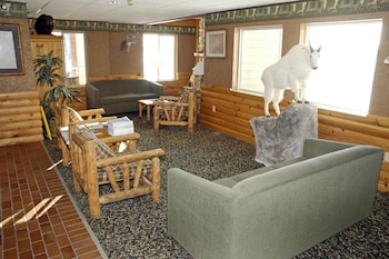 pellston lodge