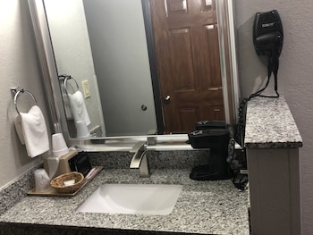 texas inn and suites
