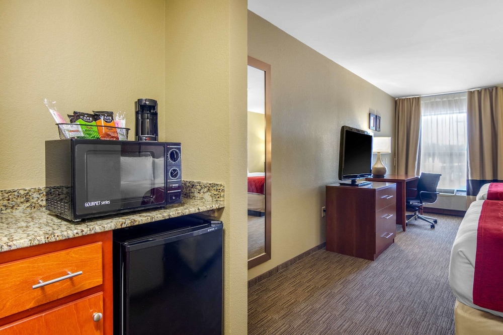 comfort inn and suites la grange