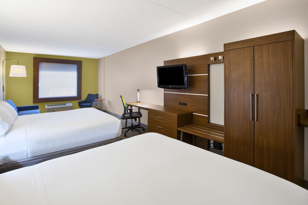holiday inn express and suites manchester by ihg