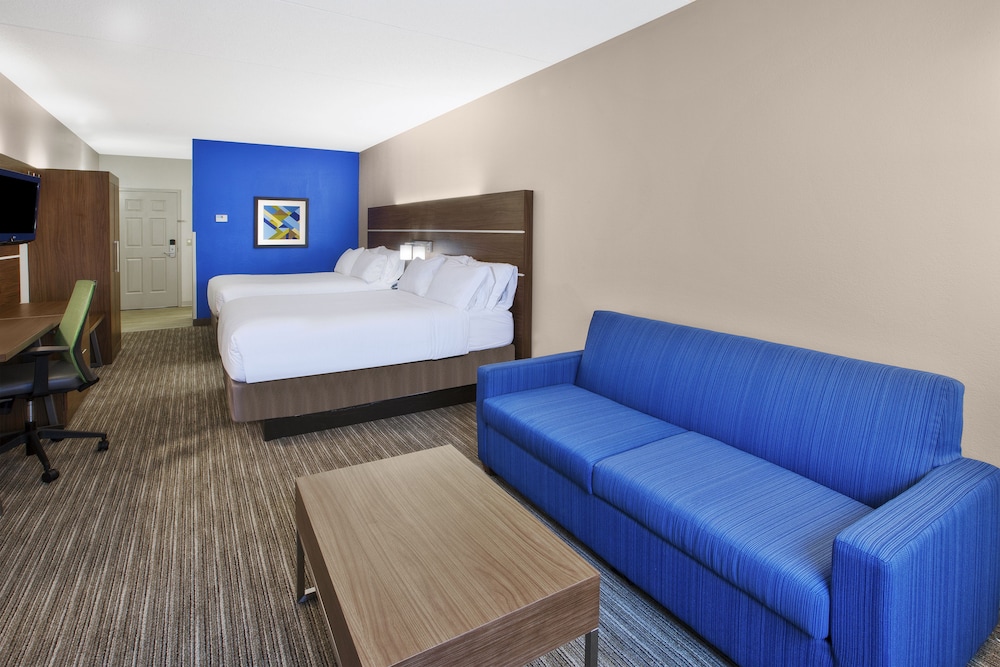 holiday inn express and suites manchester by ihg