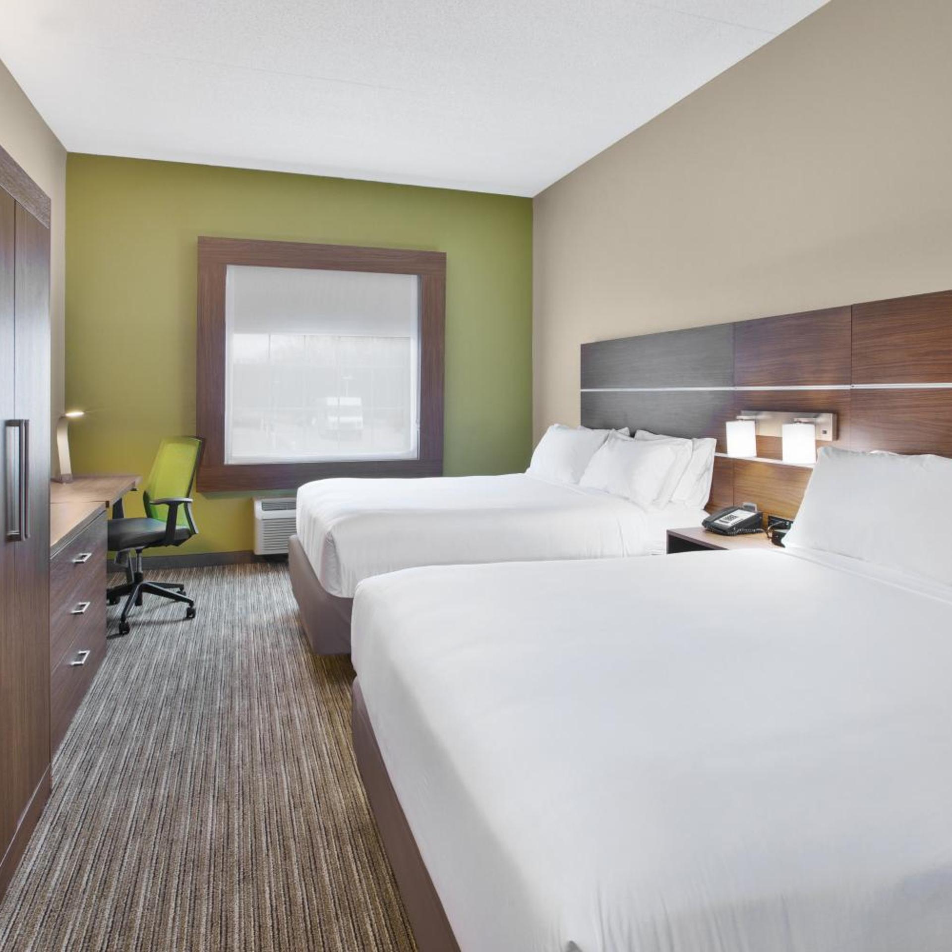holiday inn express and suites manchester by ihg