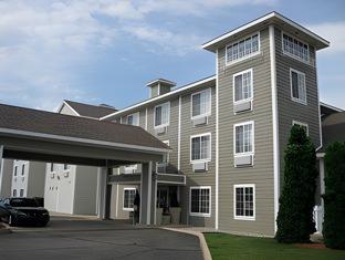 holiday inn express and suites new buffalo by ihg