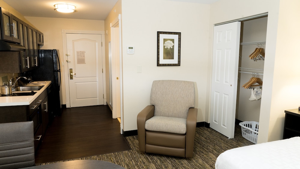 candlewood suites st joseph benton harbor by ihg