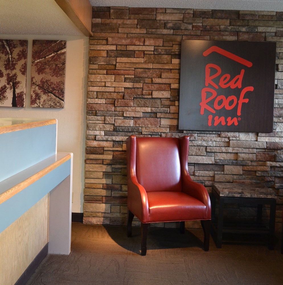 red roof inn benton harbor st joseph