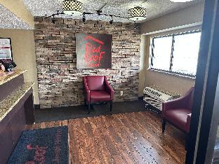 red roof inn benton harbor st joseph
