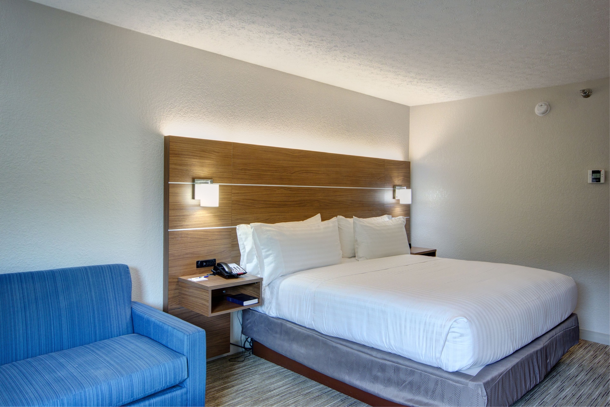 holiday inn express columbus south obetz an ihg hotel
