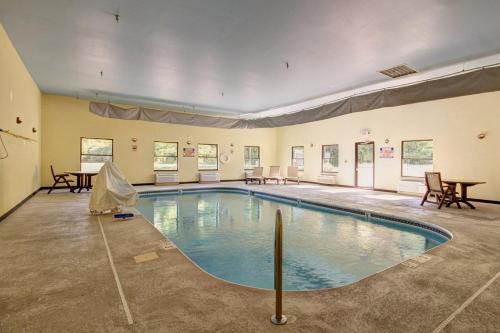 holiday inn express columbus south obetz an ihg hotel