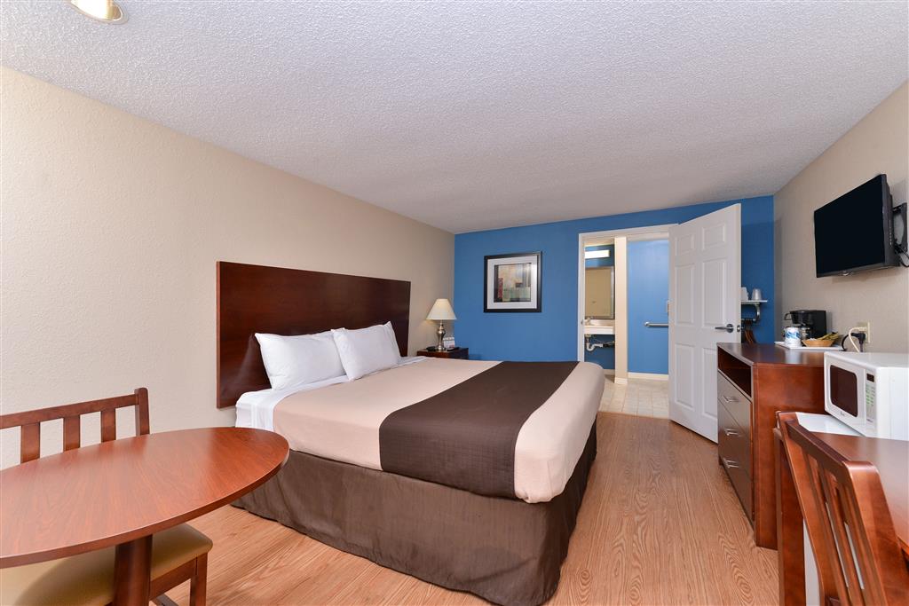 americas best value inn and suites st clairsville wheeling