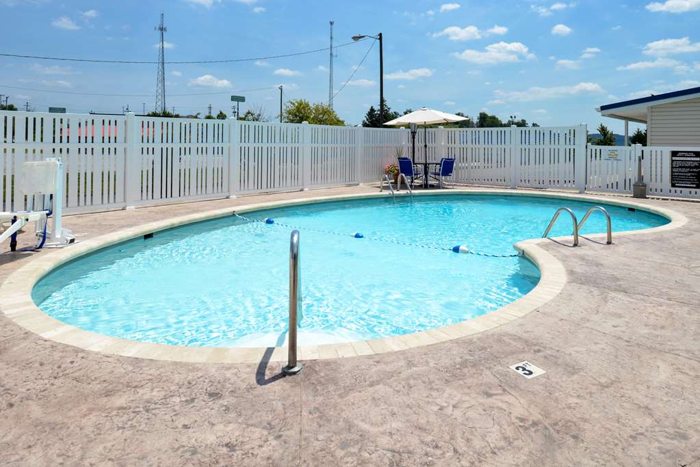americas best value inn and suites st clairsville wheeling