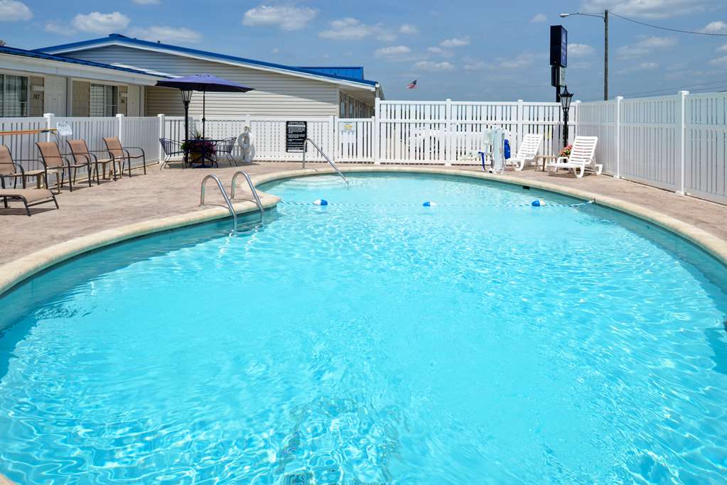 americas best value inn and suites st clairsville wheeling
