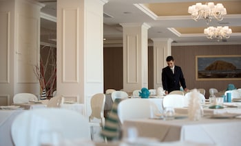 Hotel Caparena,Letojanni>>Catania,4 star