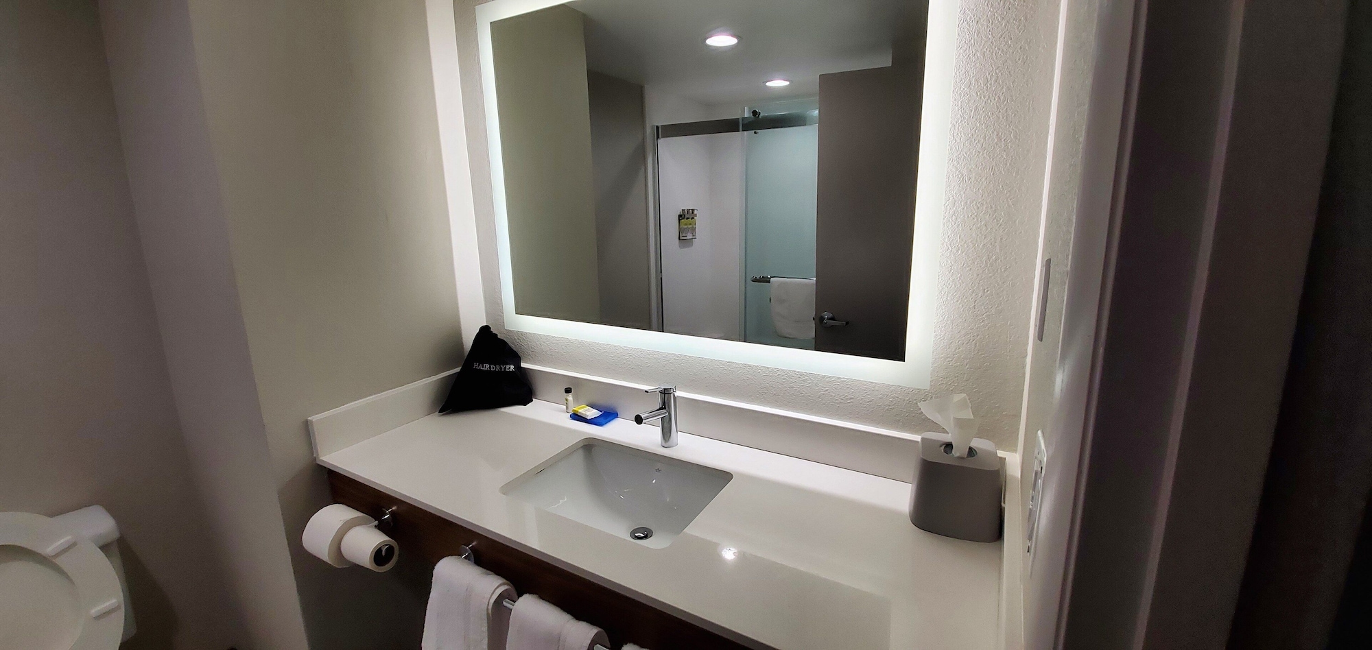 holiday inn express hotel and suites kinston by ihg