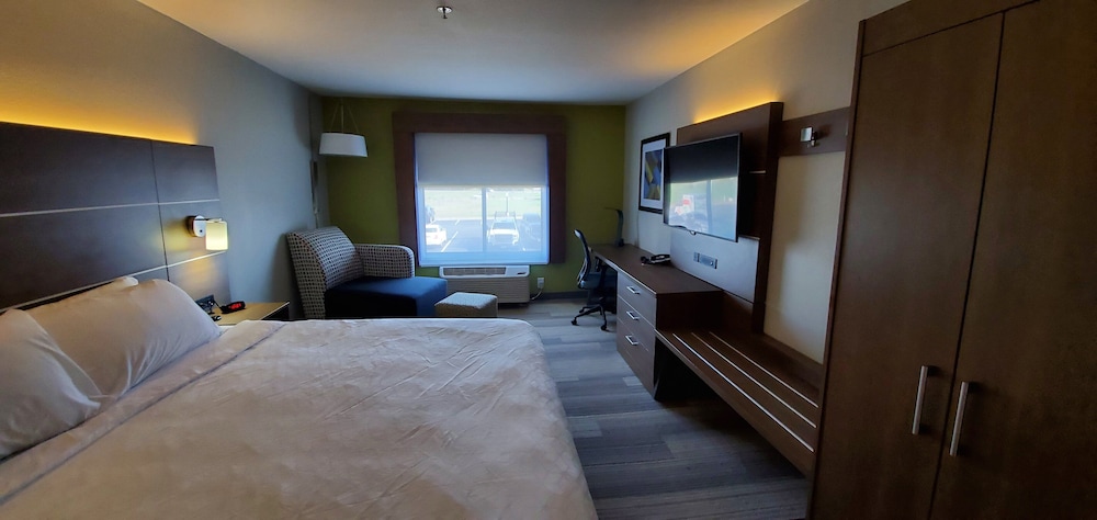 holiday inn express hotel and suites kinston by ihg