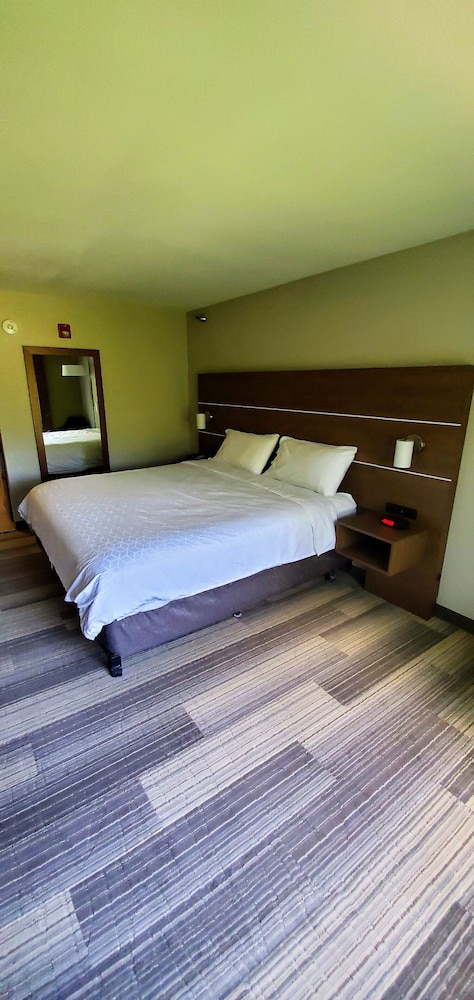 holiday inn express hotel and suites kinston by ihg