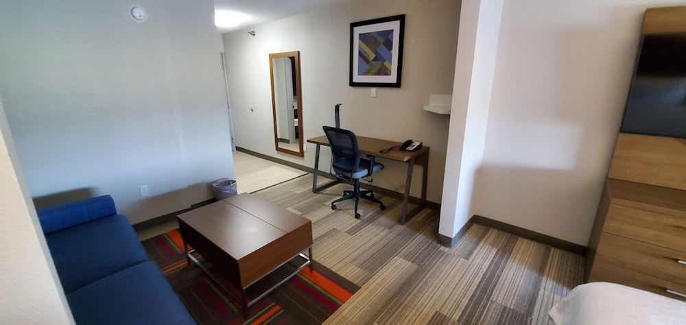 holiday inn express hotel and suites kinston by ihg